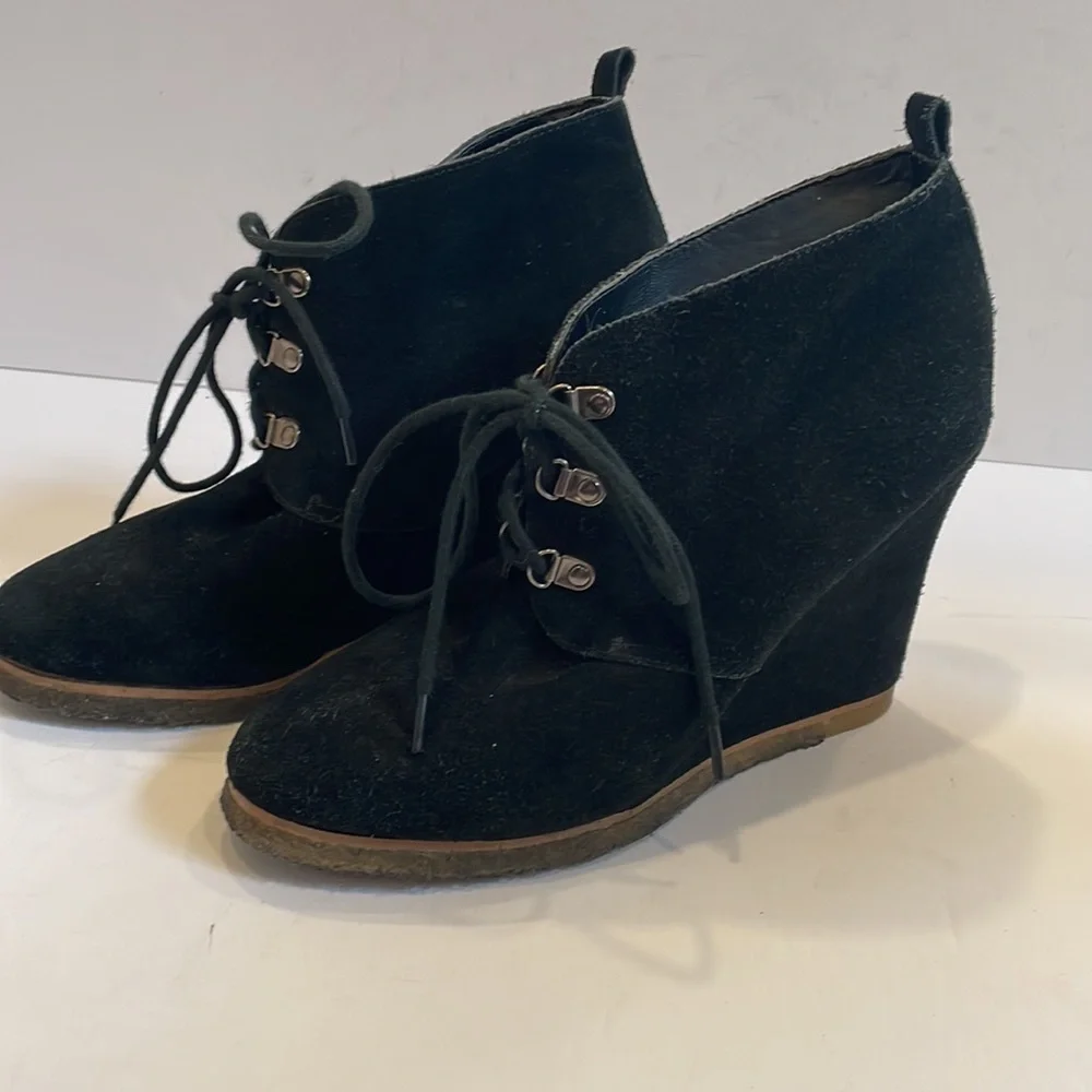 STEVE MADDEN Tanngoo Suede Wedge Lace Up Booties size 9 - Picture 4 of 11